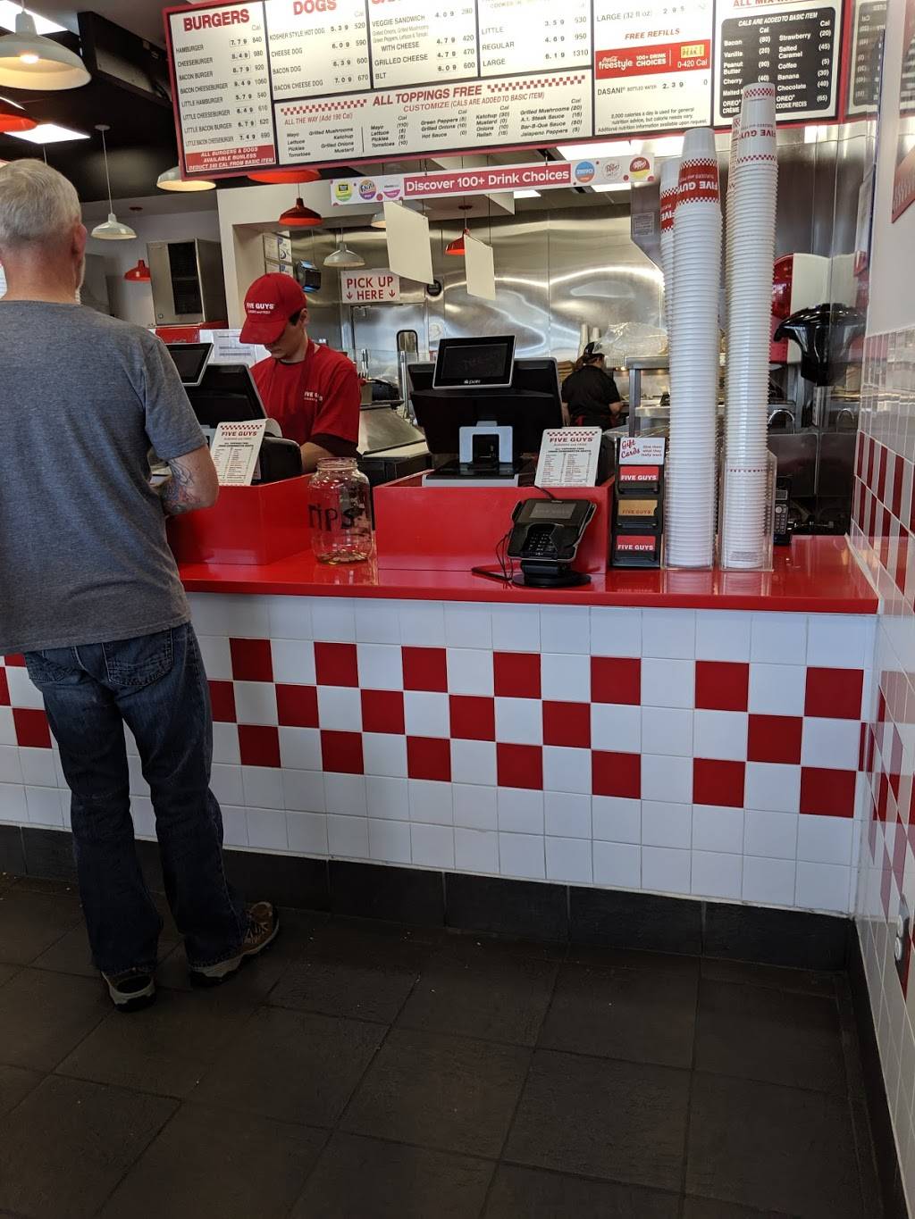 Five Guys | meal takeaway | 1612 S Nevada Ave, Colorado Springs, CO 80906, USA | 7196338532 OR +1 719-633-8532