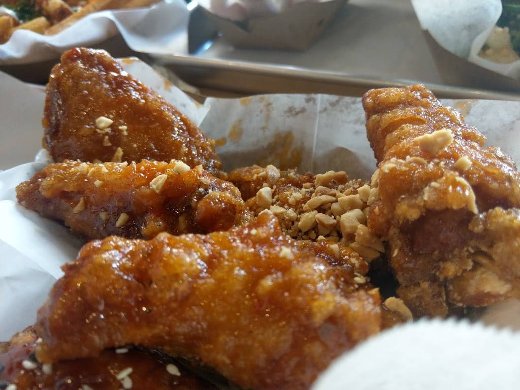 Fire Wings Natomas | restaurant | 2721 Del Paso Rd #110, Sacramento, CA 95835, USA | 9162441390 OR +1 916-244-1390