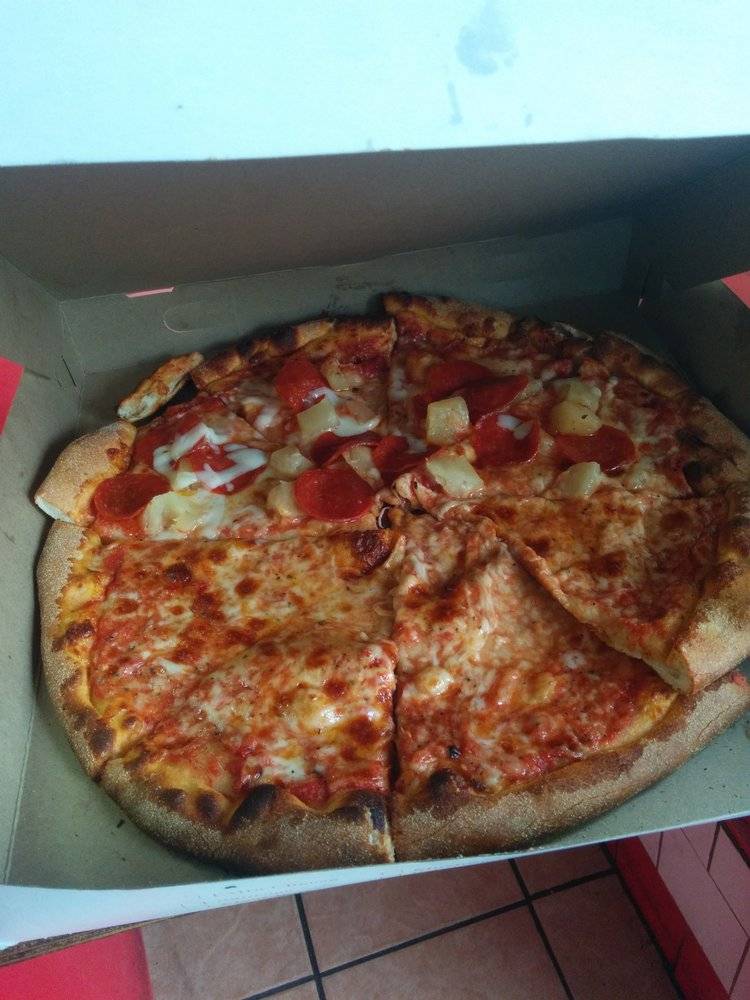 Pablos Pizza | meal delivery | 889 Hunts Point Ave, Bronx, NY 10474, USA | 7189915200 OR +1 718-991-5200