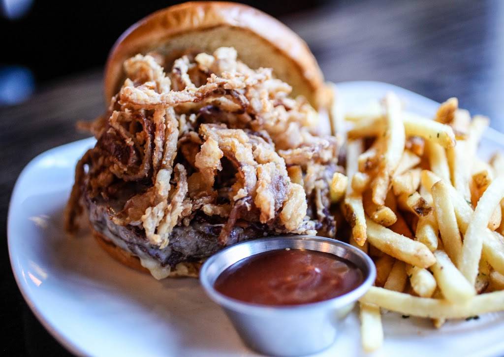 The Harding Tavern | restaurant | 2732 N Milwaukee Ave, Chicago, IL 60647, USA | 7736979340 OR +1 773-697-9340