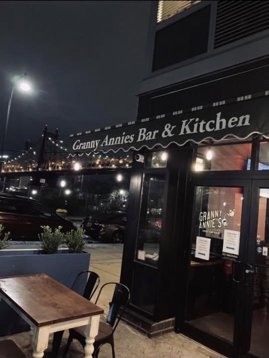Granny Annies Bar & Kitchen | restaurant | 425 Main St, New York, NY 10044, USA | 6465968582 OR +1 646-596-8582