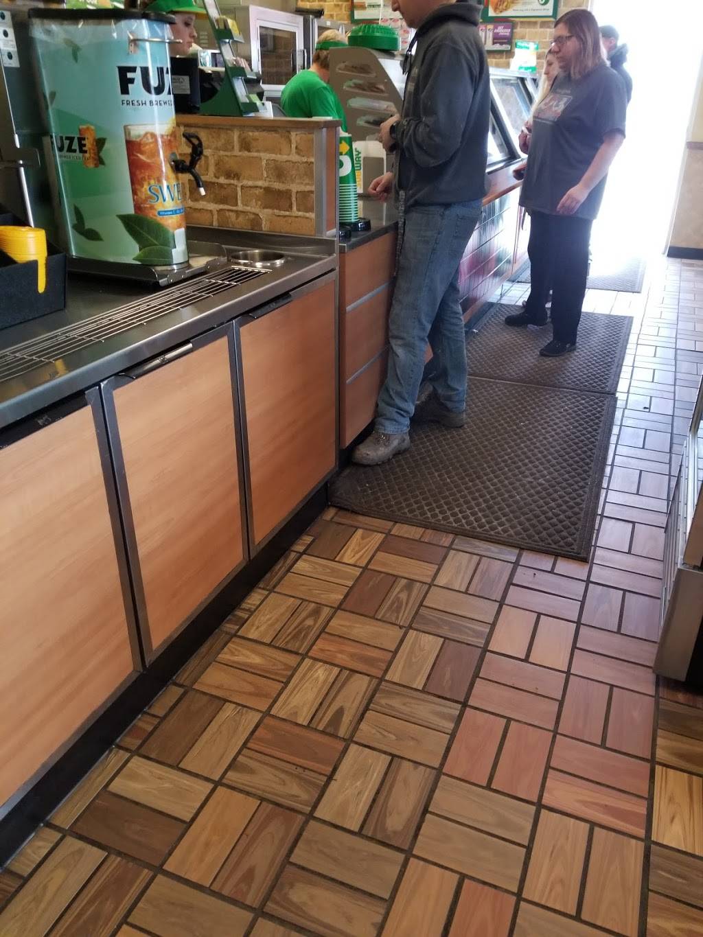 Subway Restaurants | restaurant | 1735 E Commercial Ave, Lowell, IN 46356, USA | 2196962333 OR +1 219-696-2333