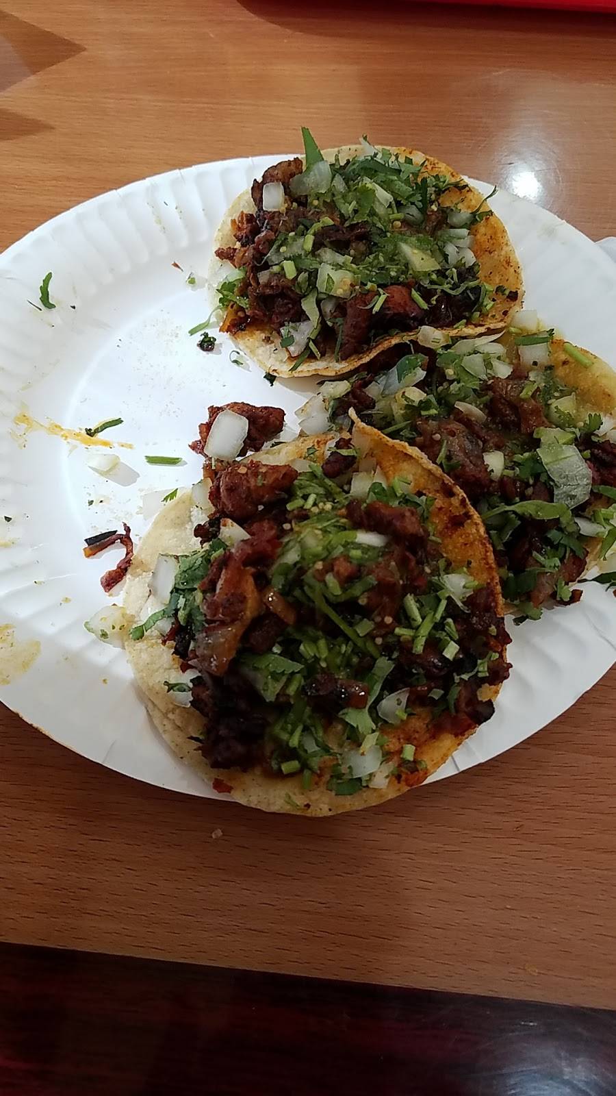 Vics Tacos | restaurant | 10731 La Mirada Blvd, Whittier, CA 90604, USA | 5629410408 OR +1 562-941-0408