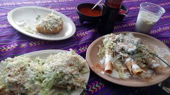 Antojitos Mexicanos Lolitas | restaurant | Calle D 221, Roberto de la Madrid, 22435 Tijuana, B.C., Mexico | 016646075870 OR +52 664 607 5870