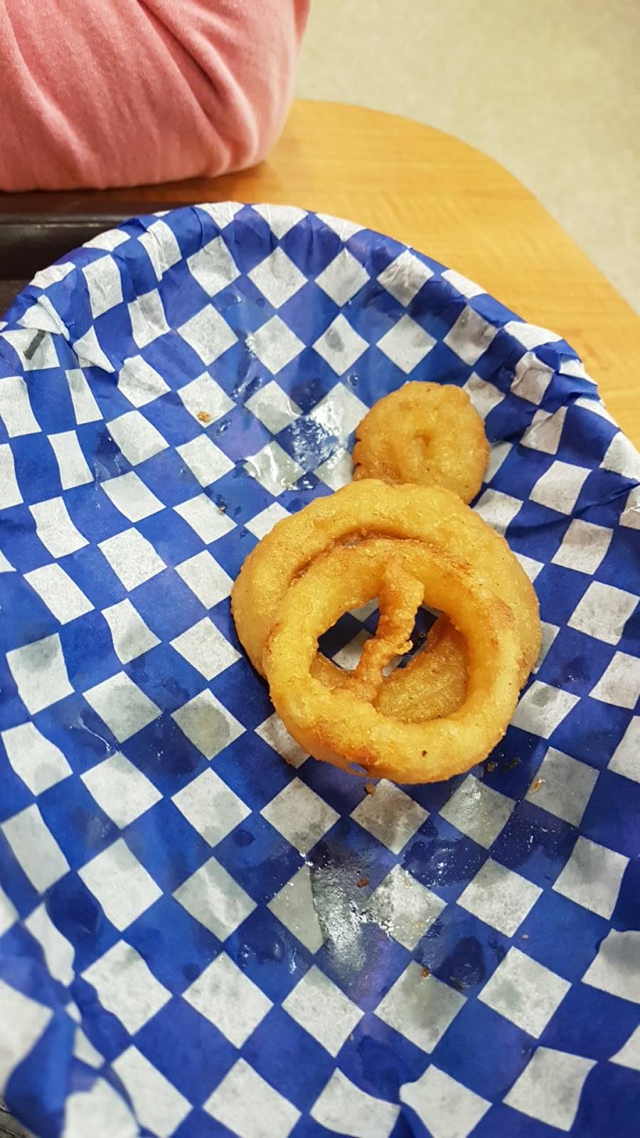 Fritzies East End | restaurant | 881 Dundas St, Woodstock, ON N4S 1G9, Canada | 5195377177 OR +1 519-537-7177