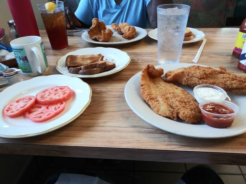 Barbies Place | restaurant | 935 Foresteria Dr, Lake Park, FL 33403, USA | 5618442035 OR +1 561-844-2035