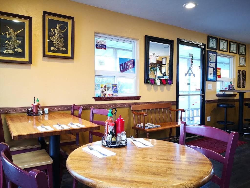 Nisas Thai Kitchen | restaurant | 575 E Harbor Dr, Warrenton, OR 97146, USA | 5038615645 OR +1 503-861-5645