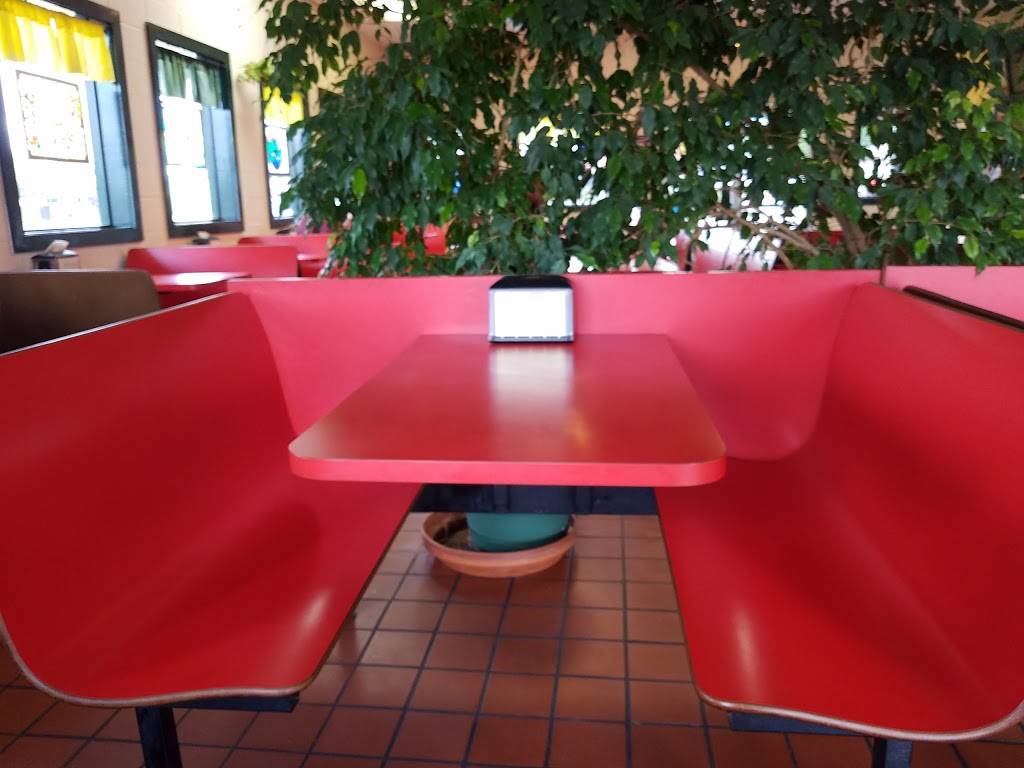 Hot Dogs Etc | restaurant | 310 Texas Ave, Bryan, TX 77803, USA | 9798223918 OR +1 979-822-3918