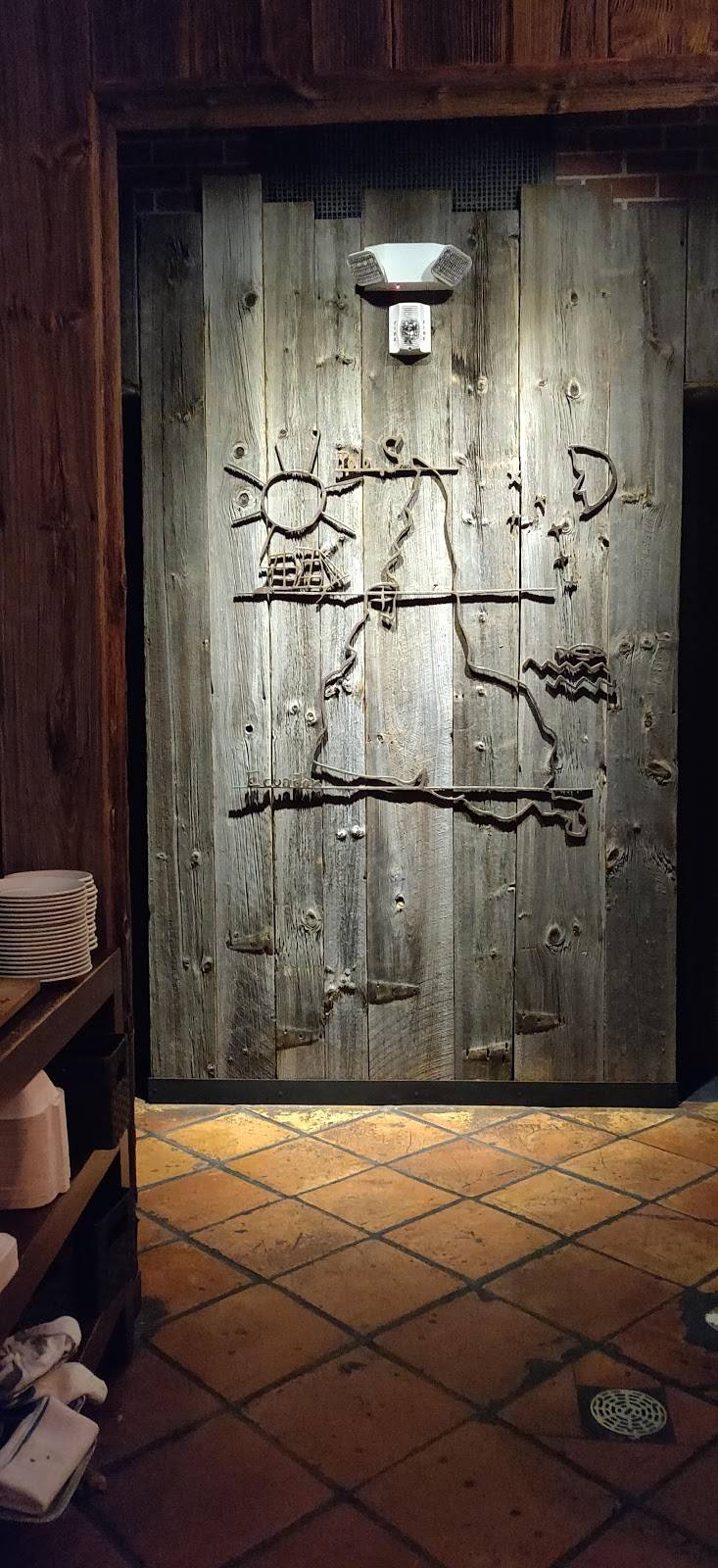 La Bodega | restaurant | 21 Nichols Ave, Watertown, MA 02472, USA | 6178768444 OR +1 617-876-8444