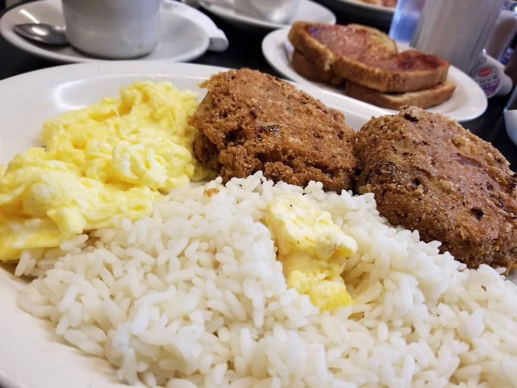 Connie & Barbaras Soul Food | restaurant | 13101 W McNichols Rd, Detroit, MI 48235, USA | 3138625240 OR +1 313-862-5240