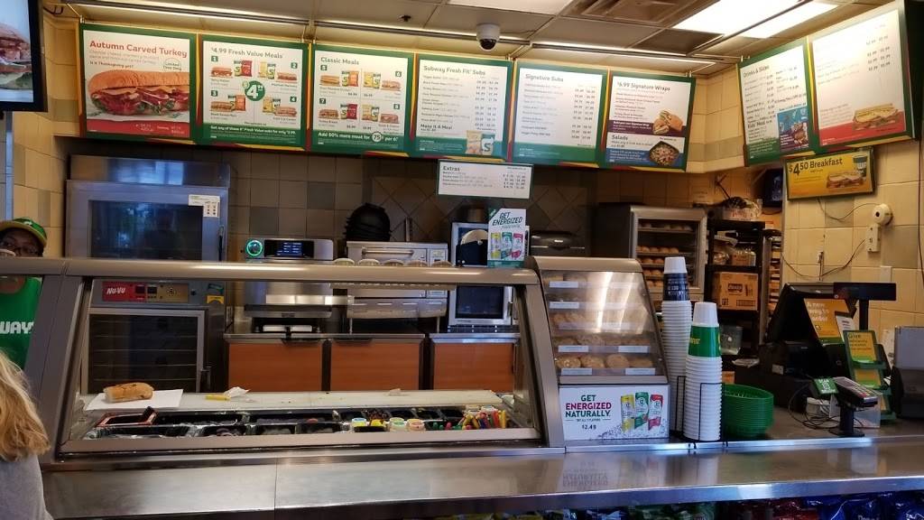 Subway Restaurants | restaurant | 5426 Topanga Canyon Blvd, Woodland Hills, CA 91364, USA | 8187150655 OR +1 818-715-0655