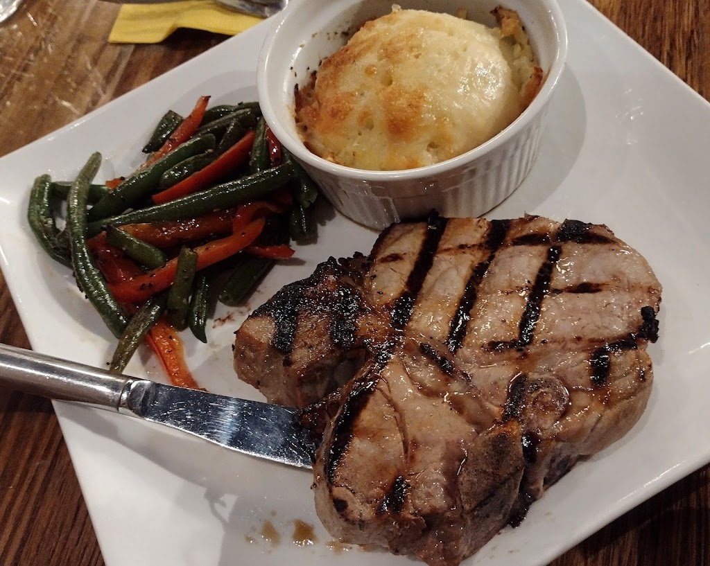 The Elephant Bistro & Bar | restaurant | 732 Main St, Hoxie, KS 67740, USA | 7856773977 OR +1 785-677-3977