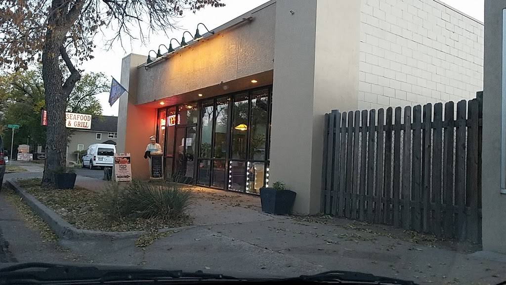 English Dockside Seafood-Grill | restaurant | 1201 W Colorado Ave, Colorado Springs, CO 80904, USA | 7192277732 OR +1 719-227-7732