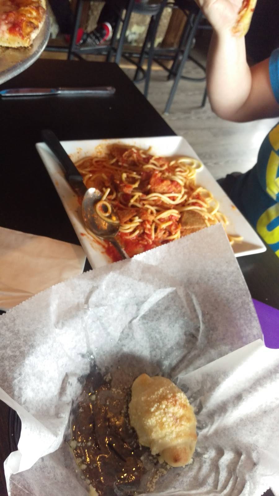 Rocco Italian Grill & Sports Bar | restaurant | 701 N Union St, Wilmington, DE 19805, USA | 3023846052 OR +1 302-384-6052