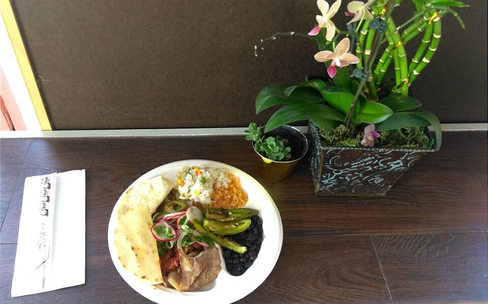 Burrito Inn | restaurant | 4496 Broadway, Oakland, CA 94611, USA | 5103507137 OR +1 510-350-7137