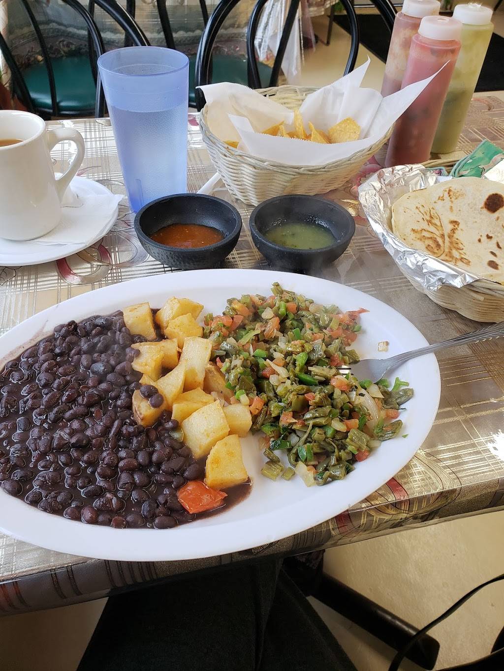 Tres Hermanas | restaurant | 12620 San Pablo Ave, Richmond, CA 94805, USA | 5102371094 OR +1 510-237-1094