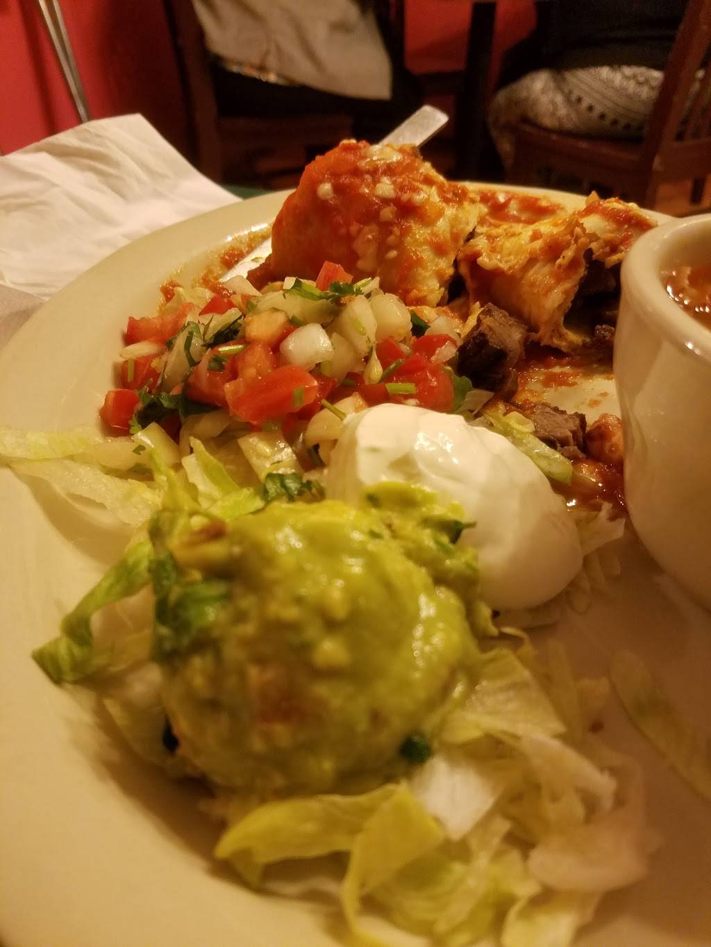 Peraltas Mexican Restaurant | restaurant | 607 S Main St, Quitman, TX 75783, USA | 9037635020 OR +1 903-763-5020