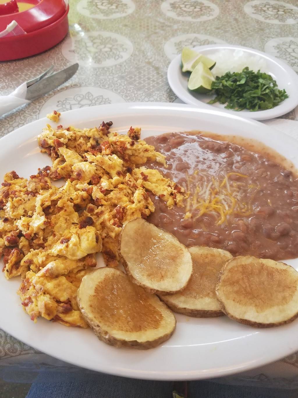 La Poblana Cafe | restaurant | 3200 S Cooper St #102, Arlington, TX 76015, USA | 8174197970 OR +1 817-419-7970