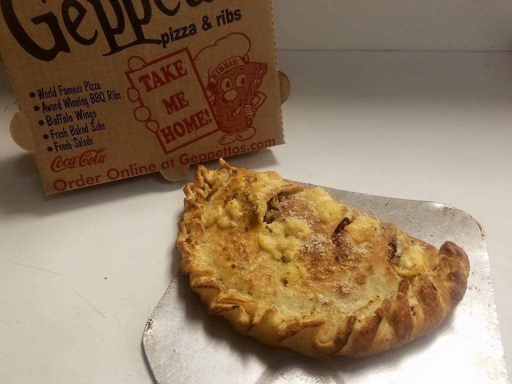 Geppettos Pizza & Ribs | restaurant | 15233 Triskett Rd, Cleveland, OH 44111, USA | 2162522000 OR +1 216-252-2000