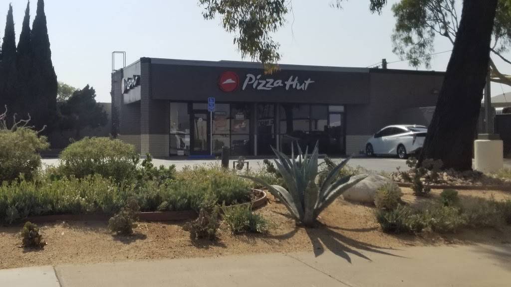 Pizza Hut | restaurant | 1901 Placentia Ave, Costa Mesa, CA 92627, USA | 9496466600 OR +1 949-646-6600