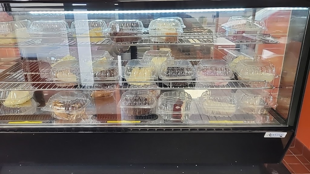 Louisiana Famous Fried Chicken and Seafood | restaurant | 401 E Prien Lake Rd, Lake Charles, LA 70601, USA | 3375644736 OR +1 337-564-4736