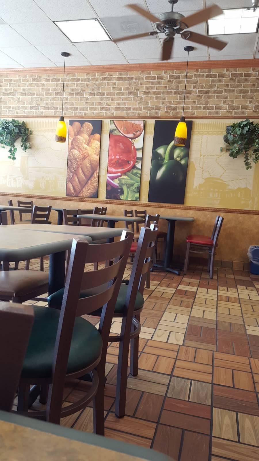 Subway | restaurant | 16817 Crabbs Branch Hwy, Rockville, MD 20855, USA | 3015192999 OR +1 301-519-2999