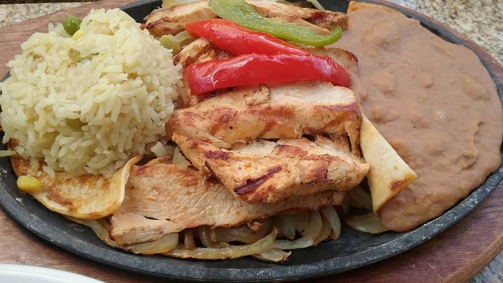 Glorias Latin Cuisine | restaurant | Baybrook Mall, 700 Baybrook Mall, Friendswood, TX 77546, USA | 2816679869 OR +1 281-667-9869