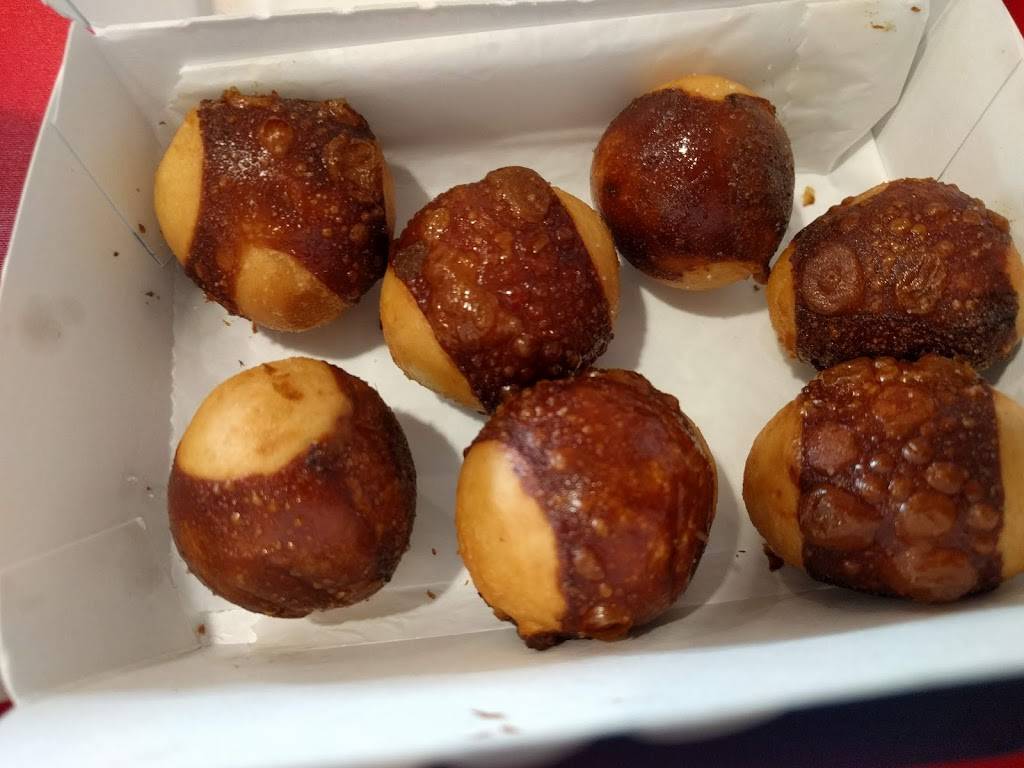 Culvers | restaurant | 405 Milwaukee Ave, Lincolnshire, IL 60069, USA | 8473835459 OR +1 847-383-5459