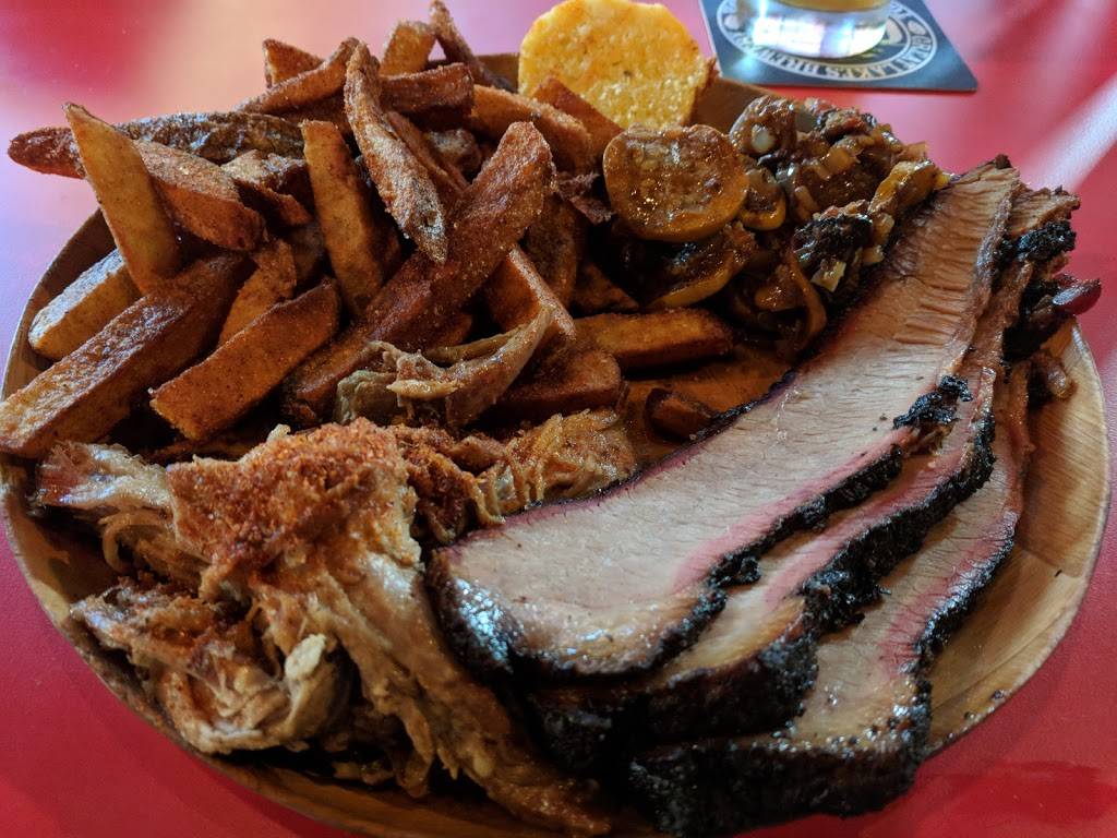 Earlscourt BBQ | restaurant | 1278 St Clair Ave W, Toronto, ON M6E 1B9, Canada | 6479310904 OR +1 647-931-0904