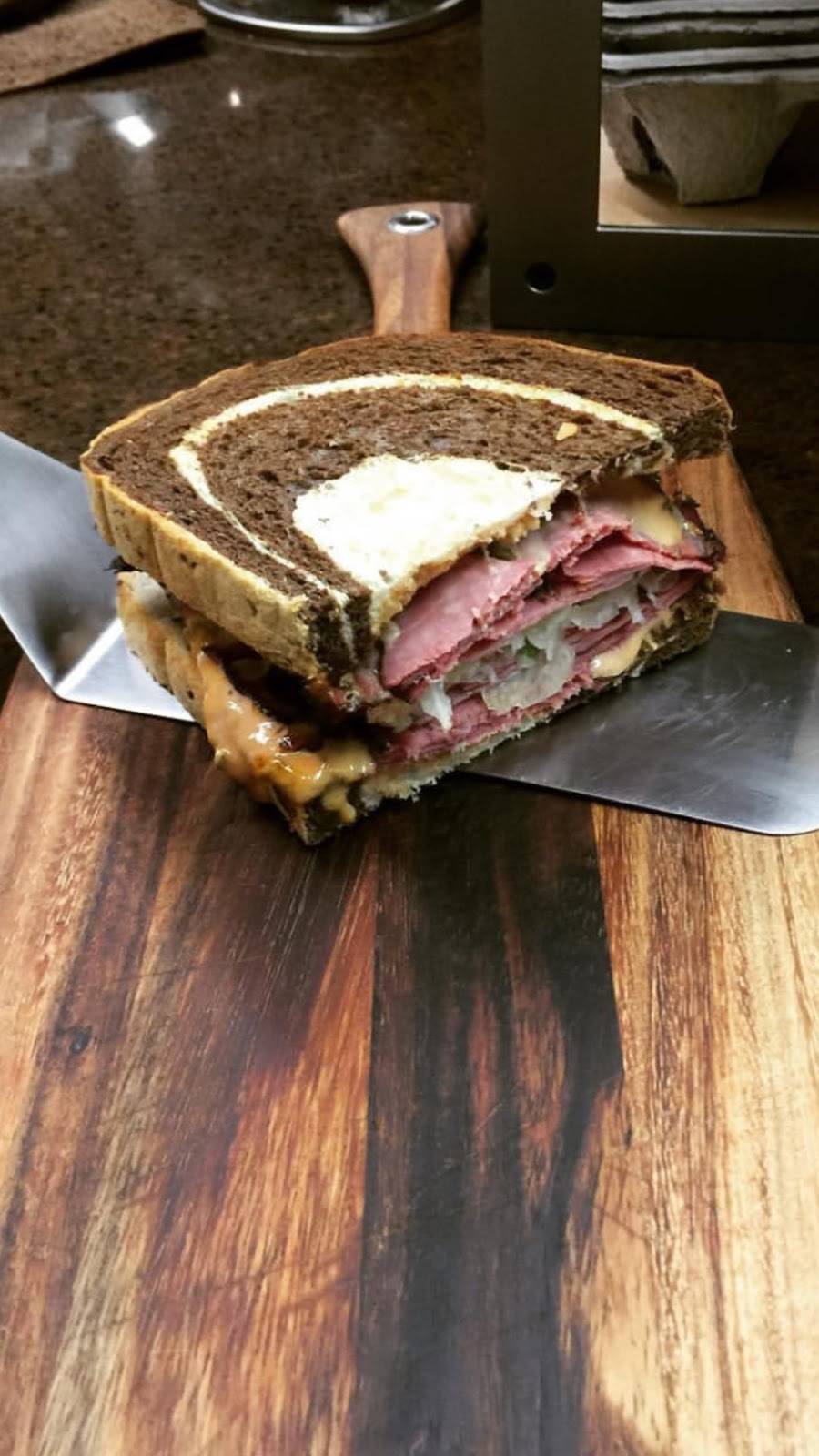 Fishermen’s Green Market & Deli | cafe | 1900 W Nickerson St c114, Seattle, WA 98119, USA | 2062817818 OR +1 206-281-7818