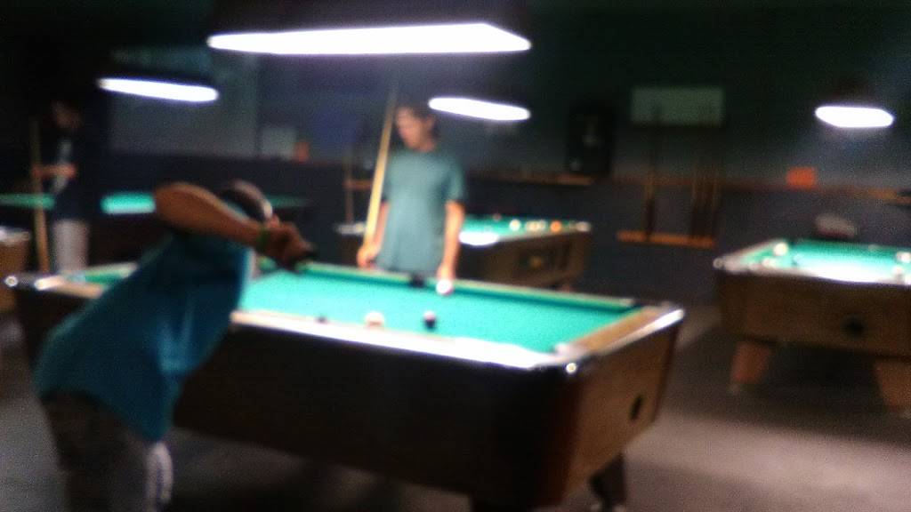 South Side Bar & Grill | restaurant | 4860 S Limit Ave, Sedalia, MO 65301, USA | 6608273344 OR +1 660-827-3344