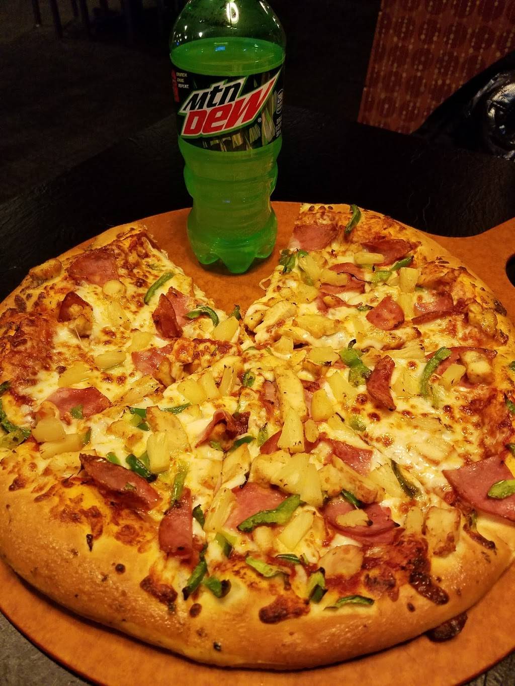 Pizza Hut | restaurant | 14089 Pearl Rd, Strongsville, OH 44136, USA | 4402687989 OR +1 440-268-7989