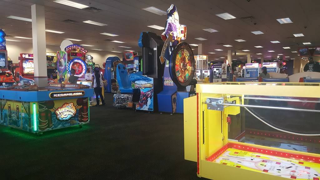 Chuck E. Cheeses | restaurant | 1030 Winston Plaza, Melrose Park, IL 60160, USA | 7083431224 OR +1 708-343-1224
