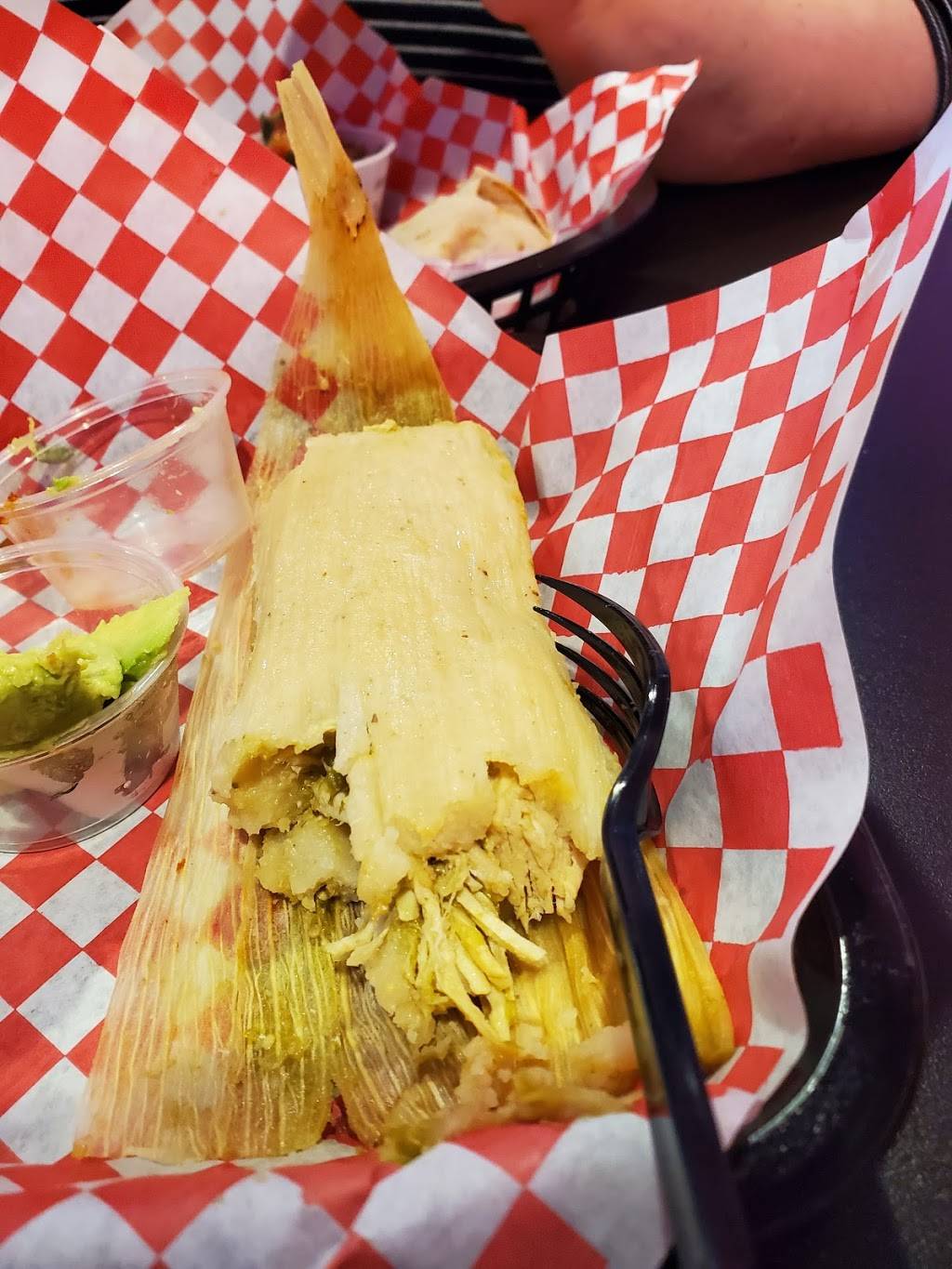 Lolis Mexican Cravings | restaurant | 3324 W Gandy Blvd, Tampa, FL 33611, USA | 8133743164 OR +1 813-374-3164