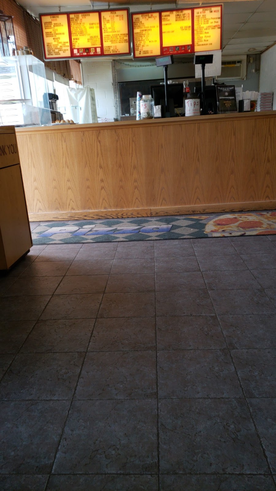 Moore Pizza | restaurant | 2712 Mountain View Dr, Bath, PA 18014, USA | 6108376484 OR +1 610-837-6484