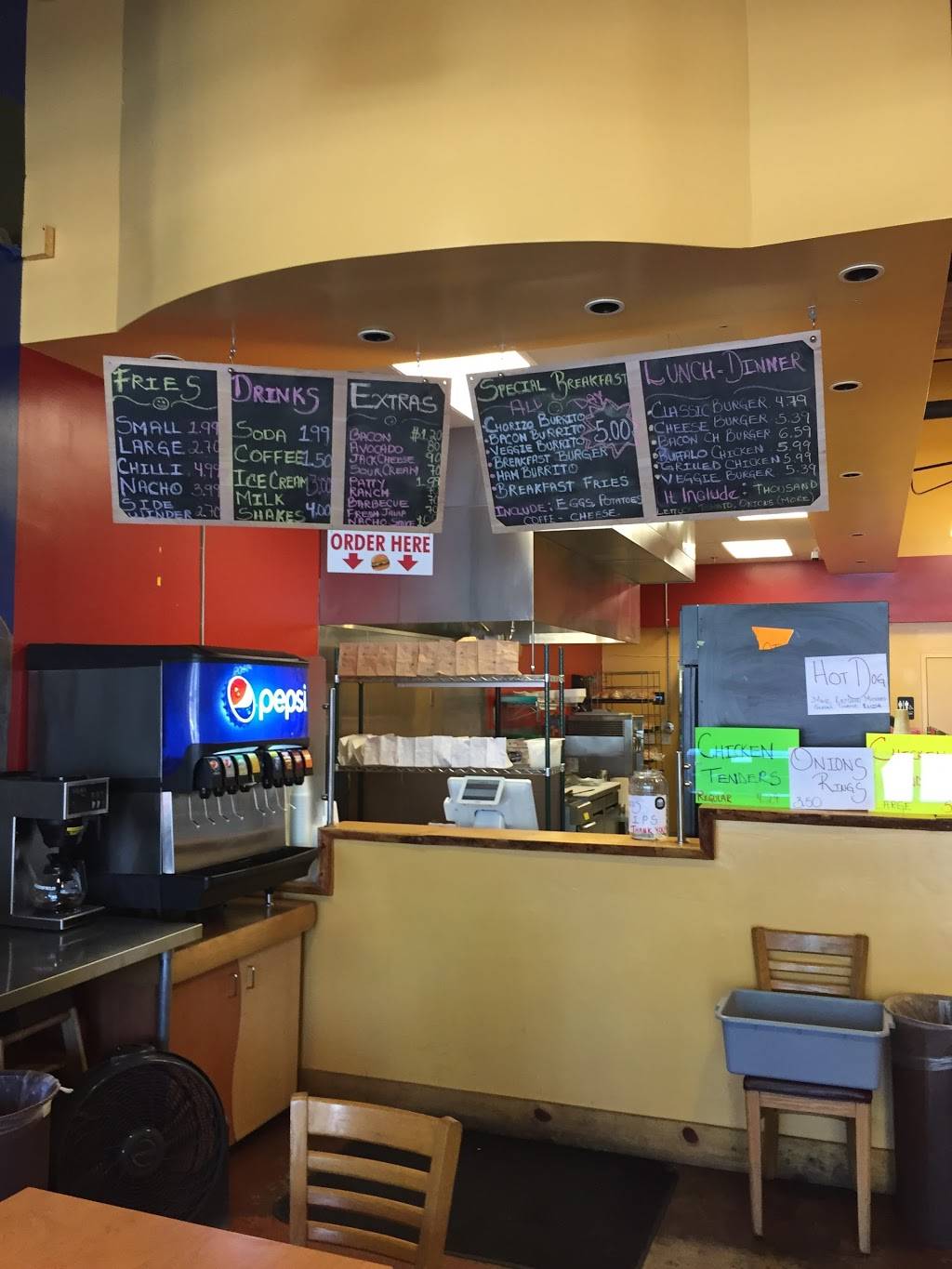 Chicos Burger | restaurant | 1070 Emerald Bay Rd, South Lake Tahoe, CA 96150, USA | 5306000480 OR +1 530-600-0480