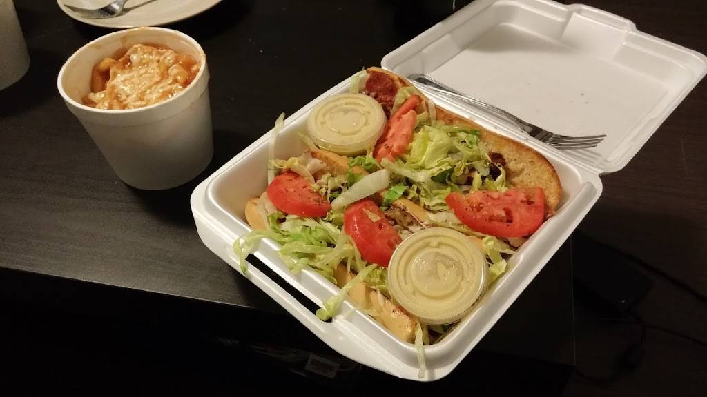 Restaurant Danis Pizzeria | restaurant | 7669 Rue Centrale, LaSalle, QC H8P 1L4, Canada | 5143632470 OR +1 514-363-2470