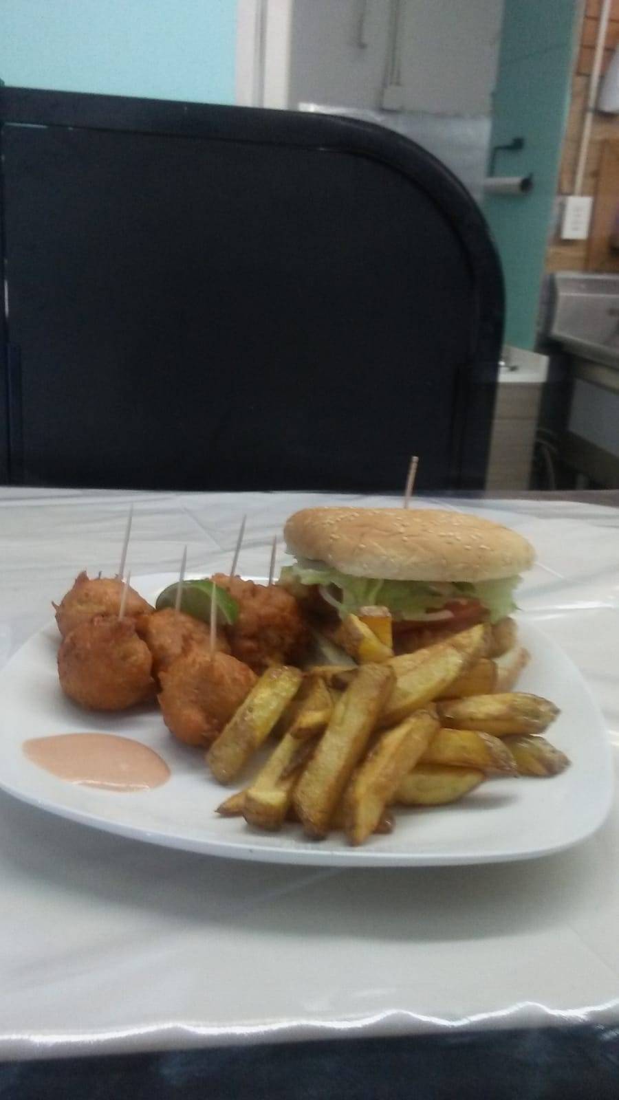 TropiLeaf in Joes Market | restaurant | 900 N Ocean Dr, Hollywood, FL 33019, USA | 9545341798 OR +1 954-534-1798