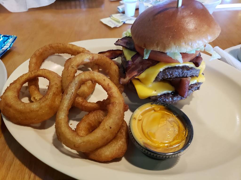 Beef O Bradys | restaurant | 892 W Sugarland Hwy, Clewiston, FL 33440, USA | 8639835002 OR +1 863-983-5002