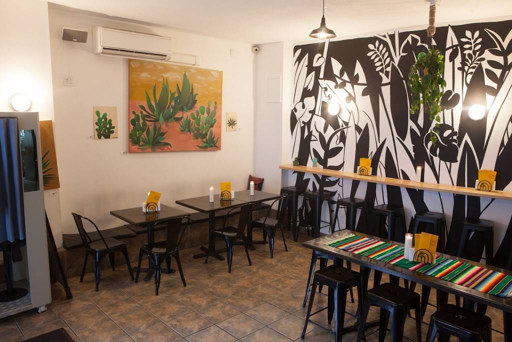 Good Move Tacos & Mezcal | restaurant | 167 Nassau Ave, Brooklyn, NY 11222, USA | 7183836038 OR +1 718-383-6038