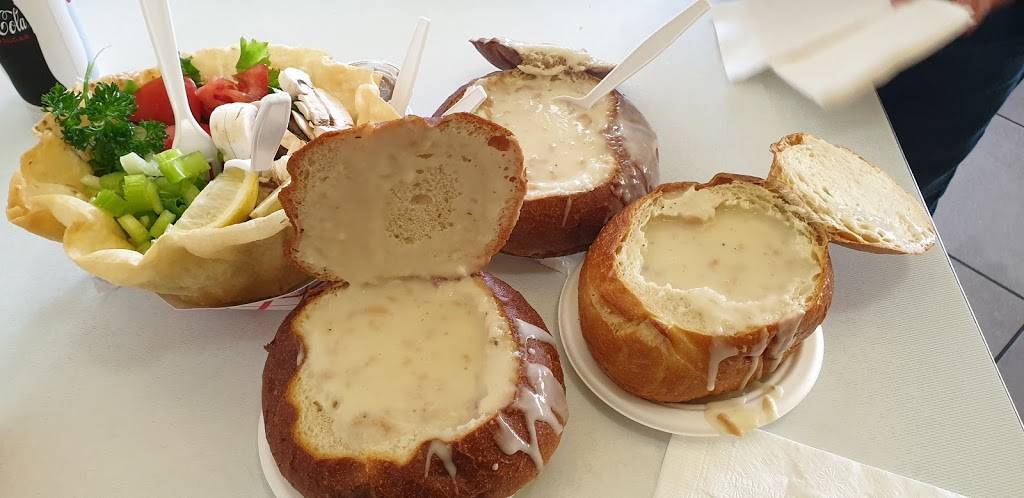 Chowders | restaurant | 2 Beach St, San Francisco, CA 94133, USA | 4153914737 OR +1 415-391-4737