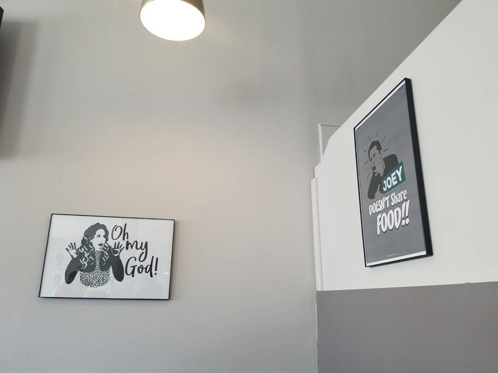 Friends Cafe | restaurant | 120 June St, Worcester, MA 01602, USA | 5083401050 OR +1 508-340-1050