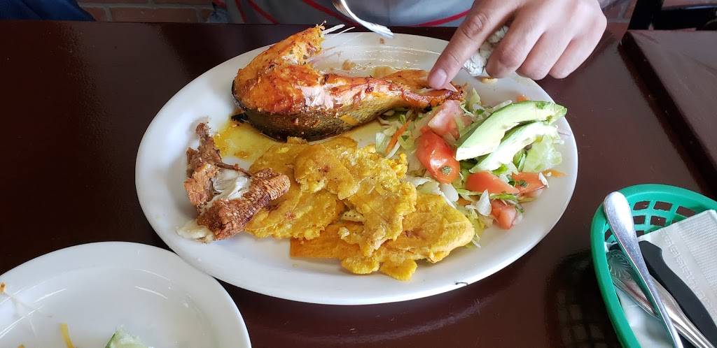 Cali Aji | restaurant | 98-15 Astoria Blvd, East Elmhurst, NY 11369, USA | 7184768935 OR +1 718-476-8935