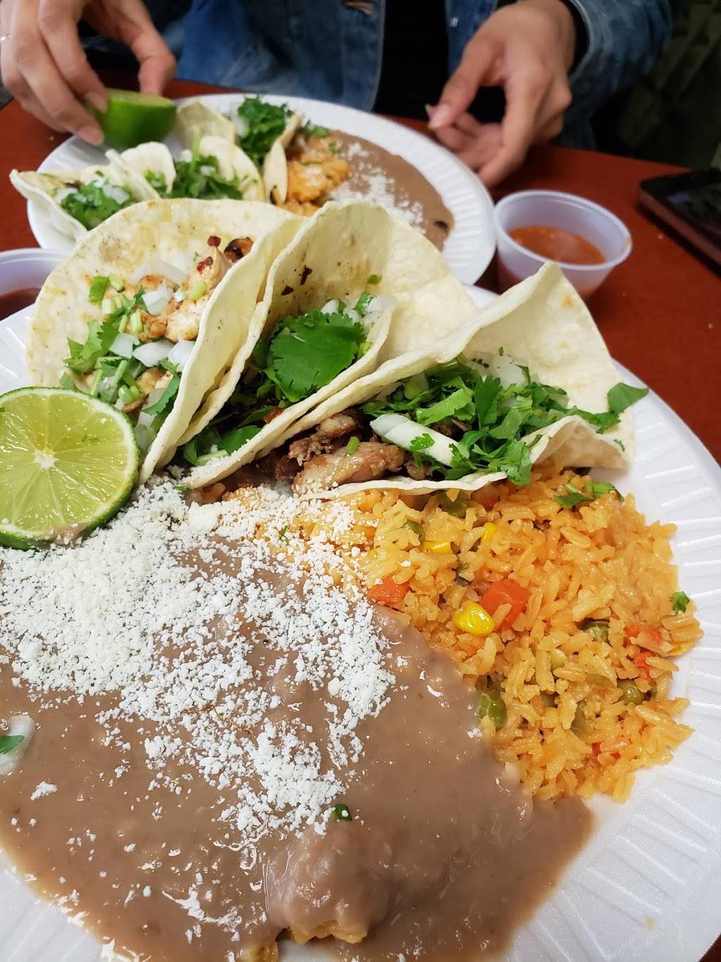 Mi Espiguita | restaurant | 32-44 31st St, Astoria, NY 11106, USA | 7187775648 OR +1 718-777-5648