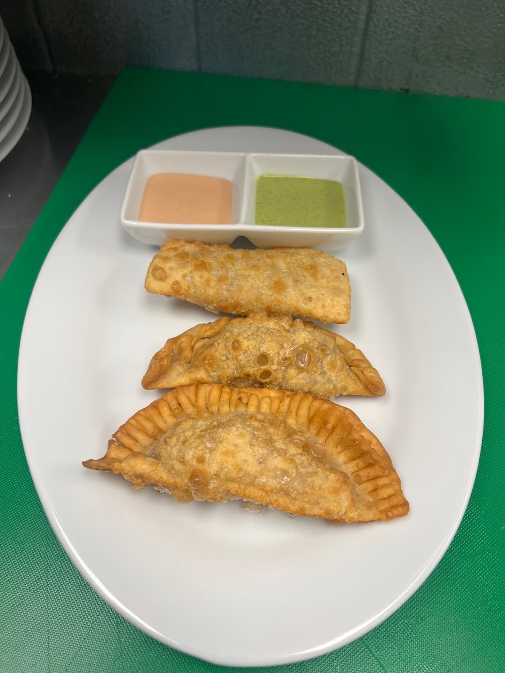 Falls River Cafe | restaurant | 10630 Durant Rd STE 104, Raleigh, NC 27614, USA | 9199177277 OR +1 919-917-7277