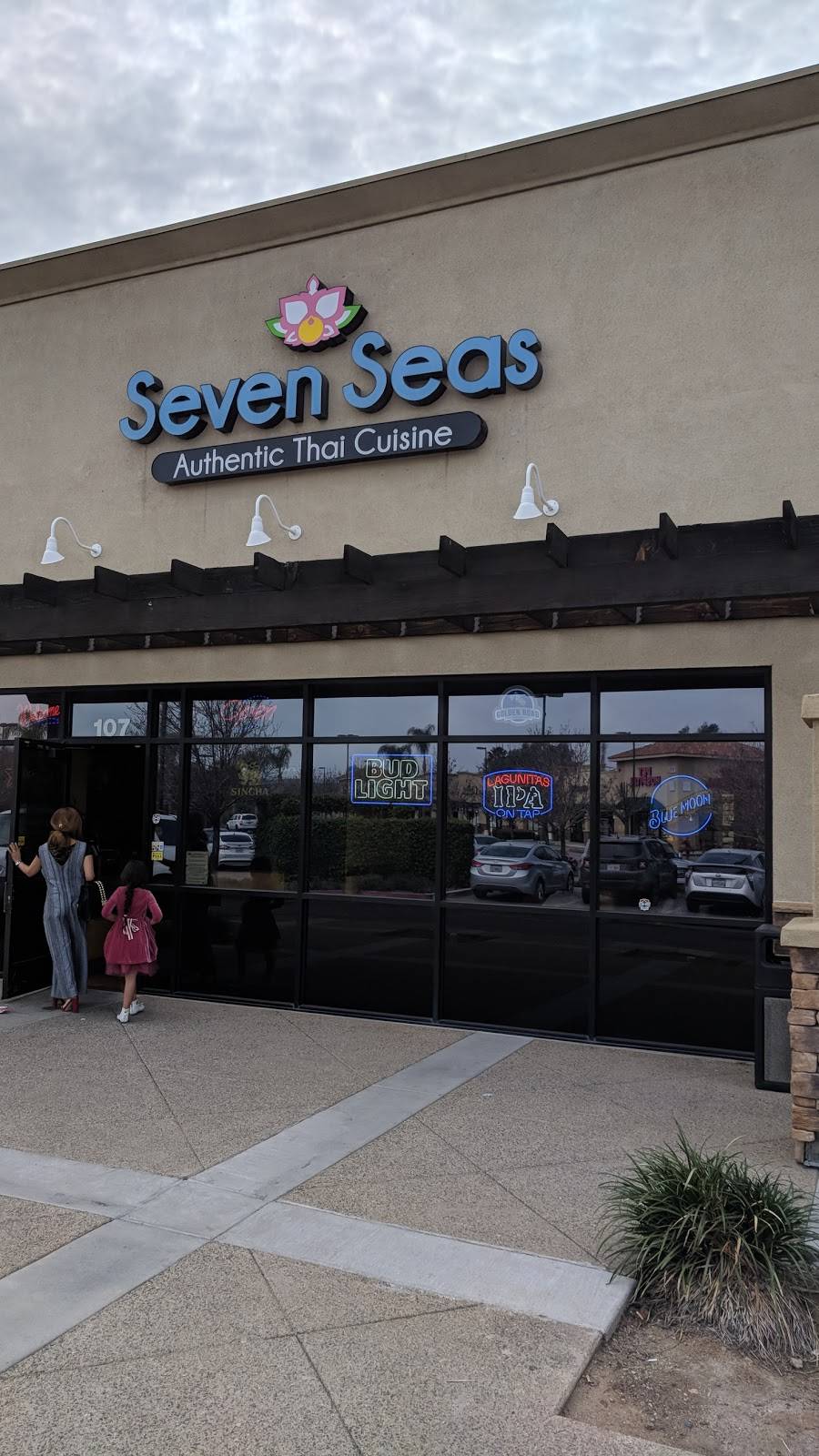 Seven Seas Thai Cuisine | restaurant | 1525 E Ontario Ave #107, Corona, CA 92881, USA | 9518088811 OR +1 951-808-8811