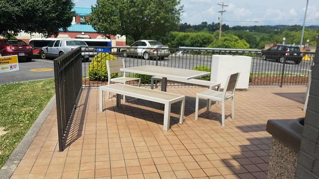 McDonalds | cafe | 35 Speedway Ln, Bulls Gap, TN 37711, USA | 4232357000 OR +1 423-235-7000