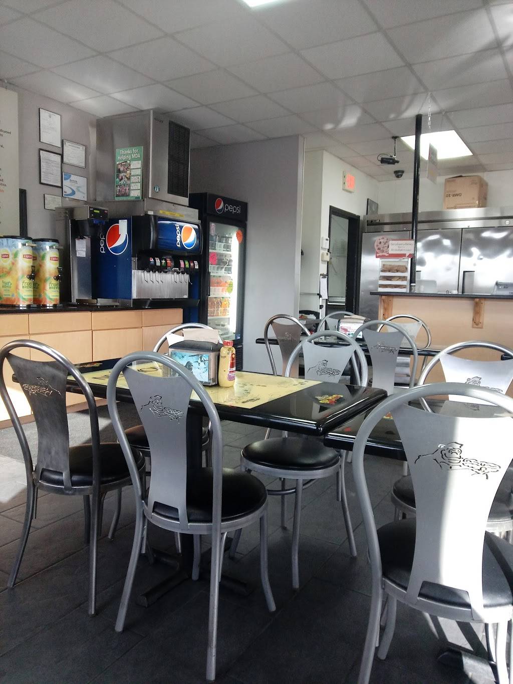 Larrys Giant Subs | meal takeaway | 804 E 1st St, Vidalia, GA 30474, USA | 9125379922 OR +1 912-537-9922