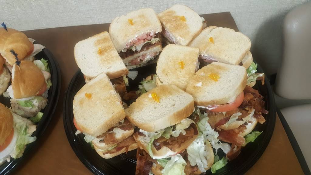 Vfw Post 5447 | restaurant | 1605 Philadelphia Pike, Wilmington, DE 19809, USA | 3027982052 OR +1 302-798-2052