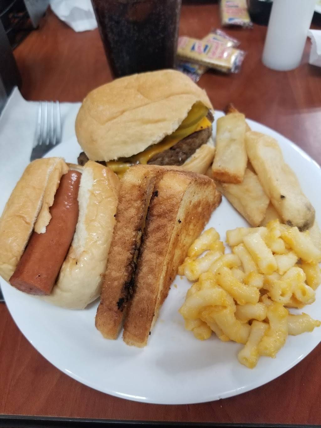 Golden Corral Buffet & Grill | restaurant | 3421 Clark Ln, Columbia, MO 65202, USA | 5738143305 OR +1 573-814-3305